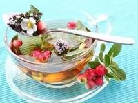 Травяные, цветочные и ягодные чаи